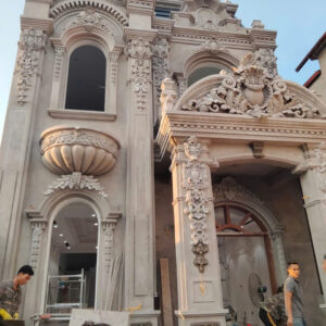 Phù điêu hoa văn mặt tiền