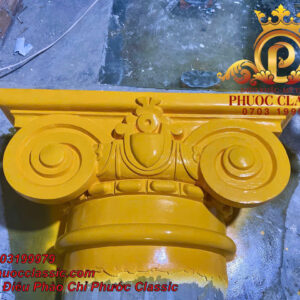 Phù điêu đầu cột