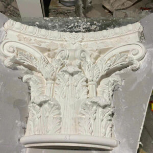 Phù điêu đầu cột