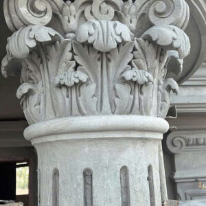 Phù điêu đầu cột