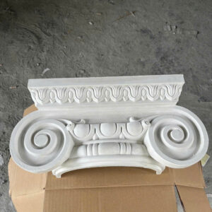 Phù điêu đầu cột