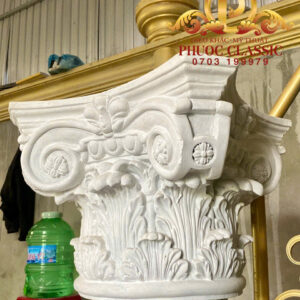 Phù điêu đầu cột