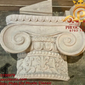 Phù điêu đầu cột