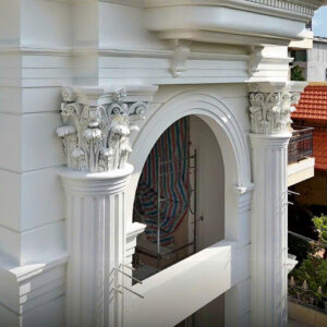 Phù điêu đầu cột