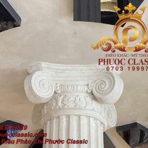 Phù điêu đầu cột