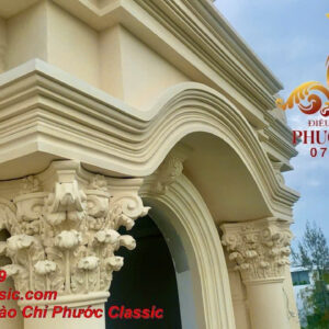 Phù điêu đầu cột
