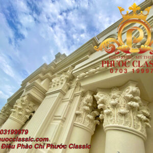 Phù điêu đầu cột