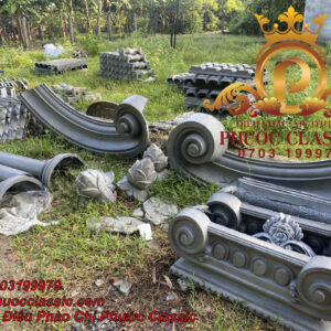 Phù điêu đầu cột