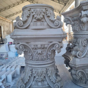 Phù điêu đầu cột