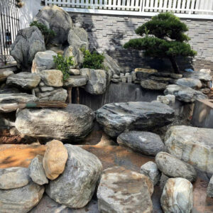 Hồ cá koi non bộ