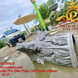 Phù điêu đầu cột