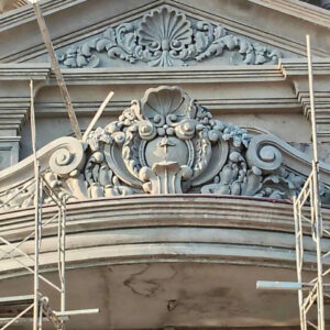 Phù điêu xi măng mặt tiền